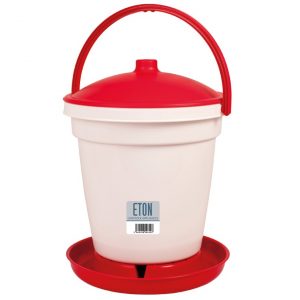 bucket drinker for chickens. holds 18 litres